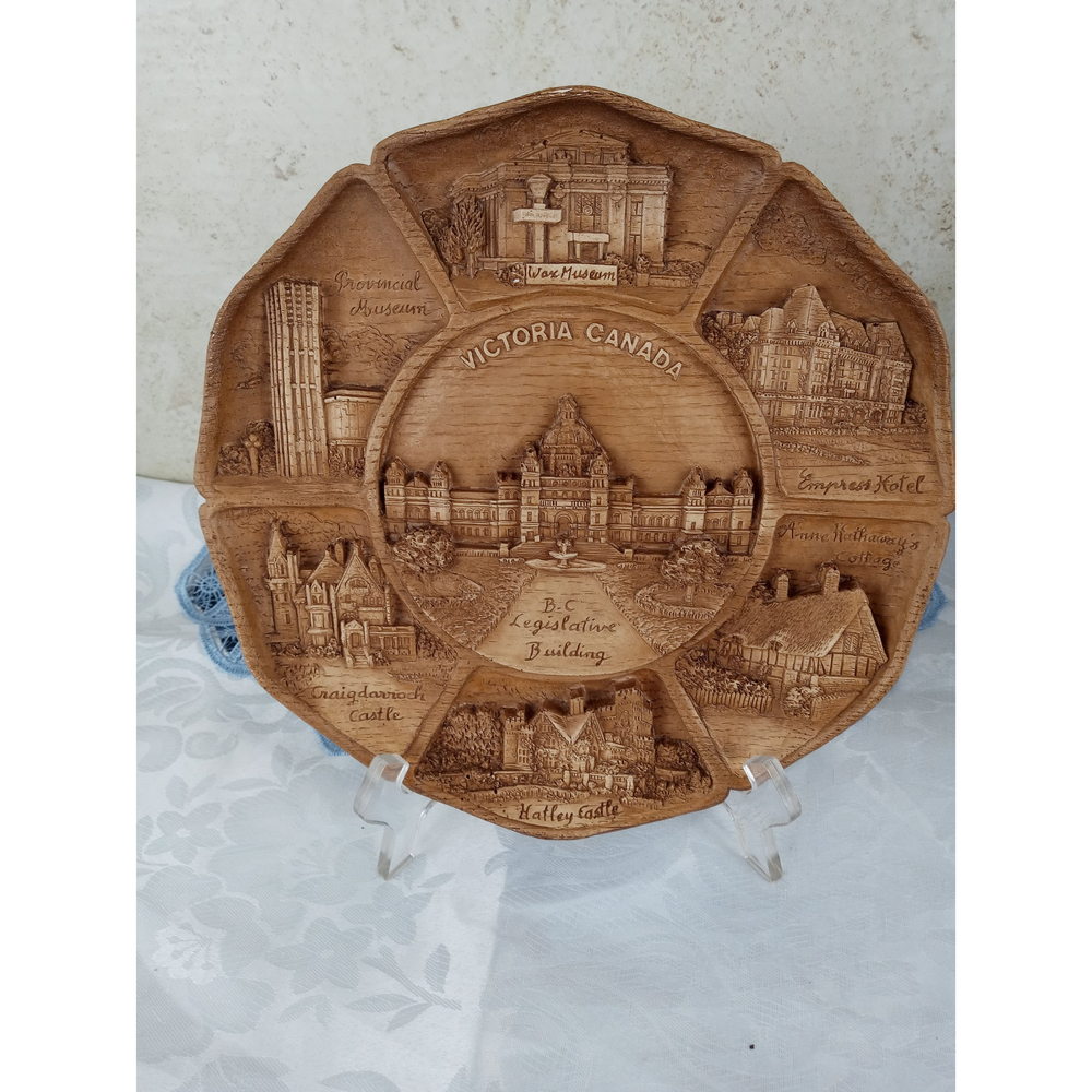 Vintage Carved Resin 3D Wall Plate Victoria Canada 9"